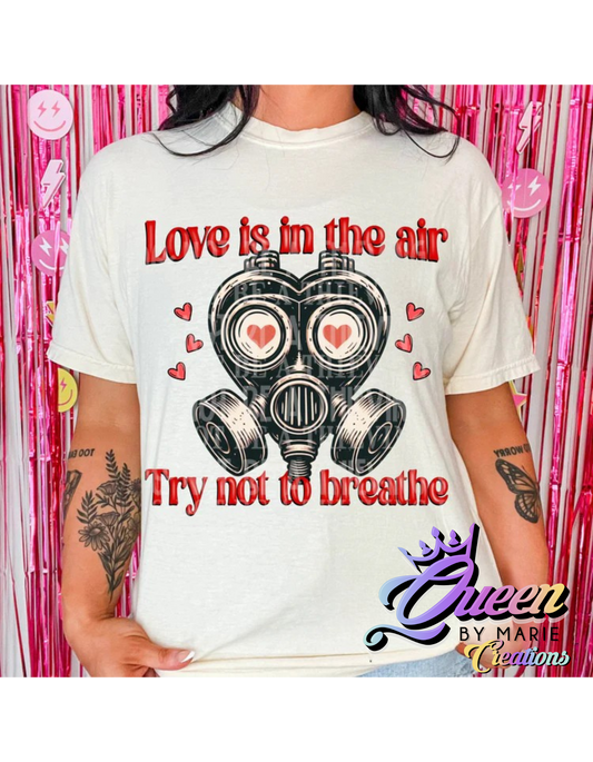 Love is in the air T-Shirts
