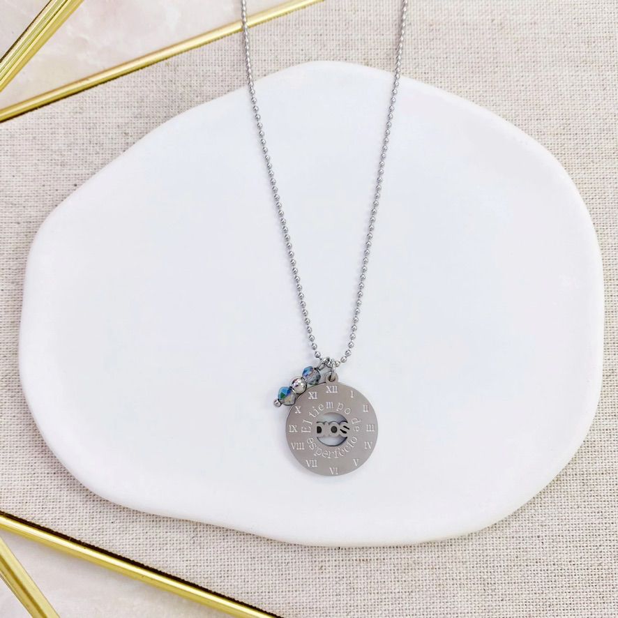 El tiempo De Dios Necklace